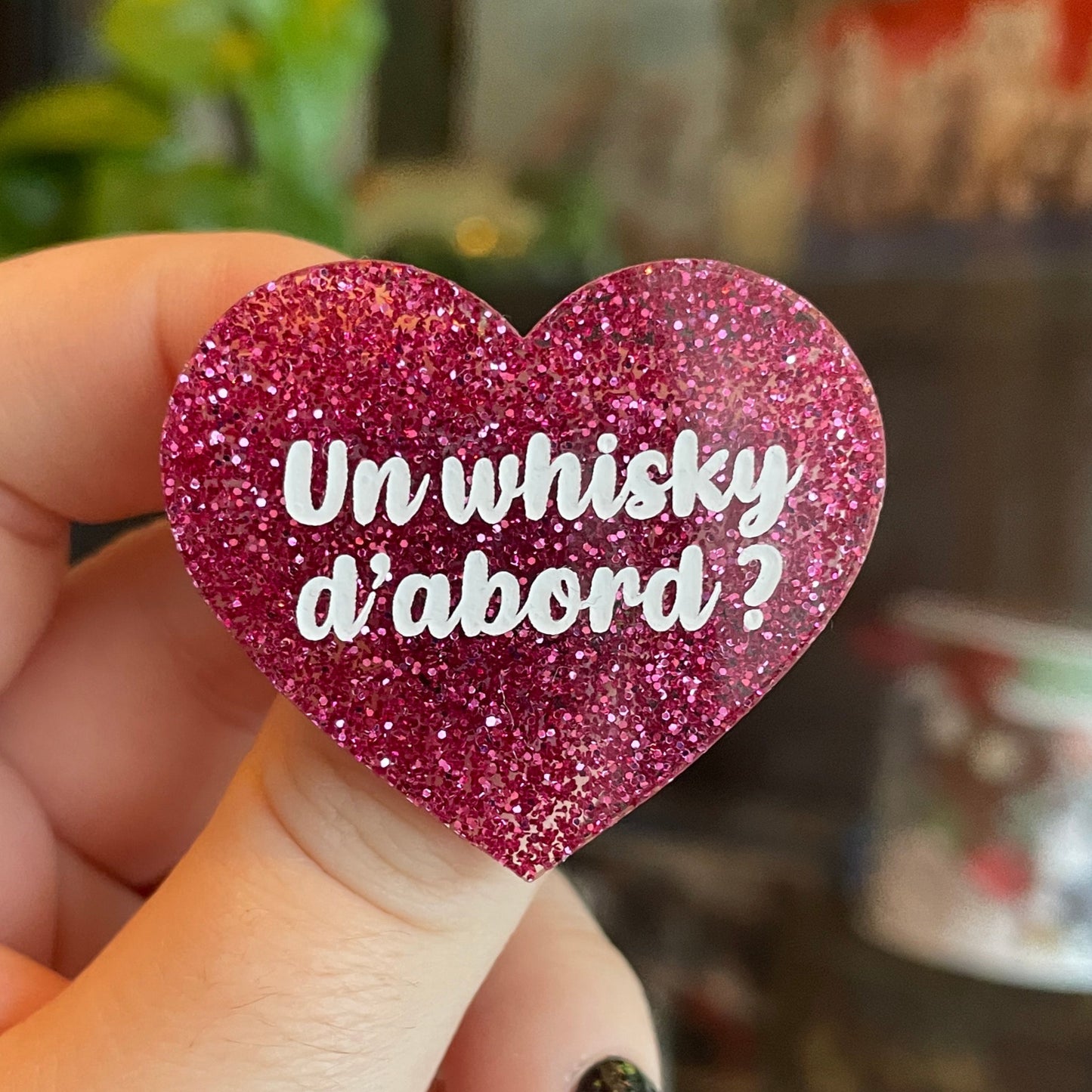 Duo de broches "Juste un doigt" + "Un whisky d'abord ?"