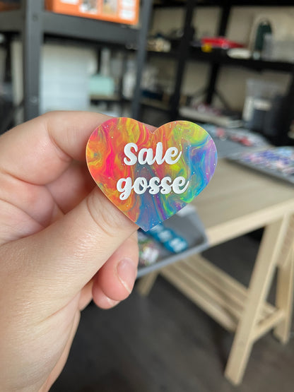 [CONTRÔLE TECHNIQUE] Broche "Sale gosse" en acrylique marbrée semi-transparente multicolores (Copie)