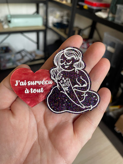 [CONTRÔLE TECHNIQUE] [COLLAB AVEC BIG BOOBS AND LITTLE TOES] Broche petite personne violette