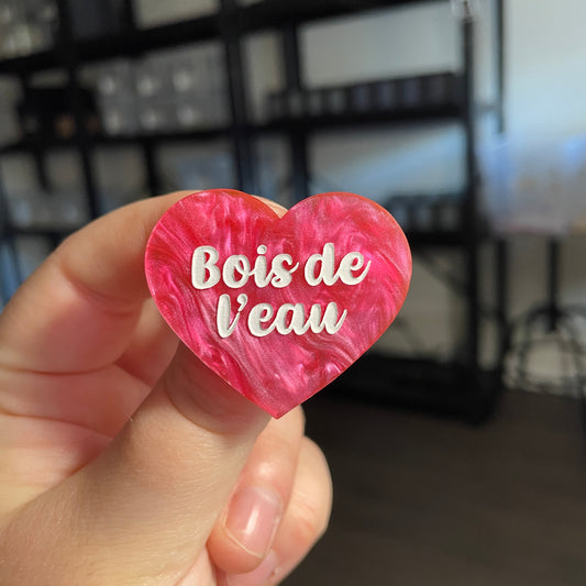 Broche "Bois de l'eau" en acrylique marbrée rose