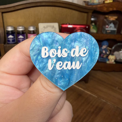 Broche "Bois de l'eau" en acrylique marbrée bleue à paillettes