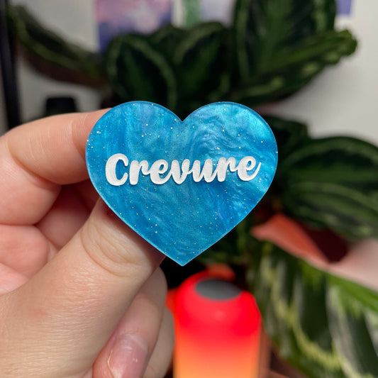 [CONTRÔLE TECHNIQUE] Broche "Crevure" en acrylique marbrée bleue à paillettes