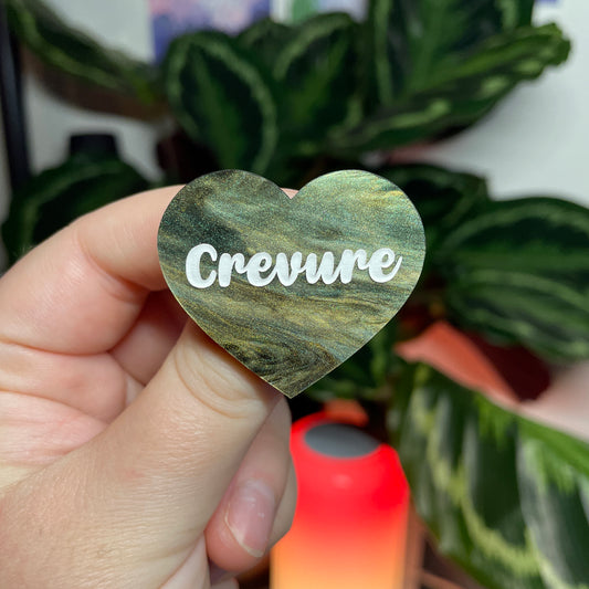 [CONTRÔLE TECHNIQUE] Broche "Crevure" en acrylique marbrée verte, noire et dorée