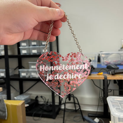 Mini murale "Honnêtement je déchire" en acrylique transparente avec des confettis fleurs de cerisier
