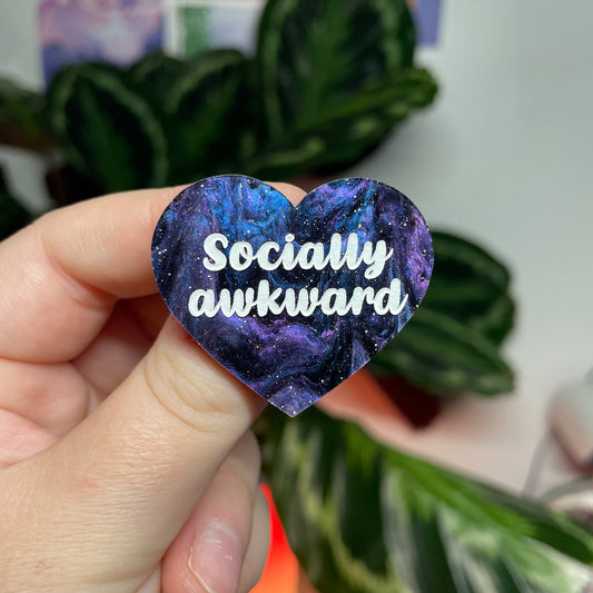 [CONTRÔLE TECHNIQUE] Broche "Socially awkward" en acrylique marbrée bleue, noire et violette à paillettes
