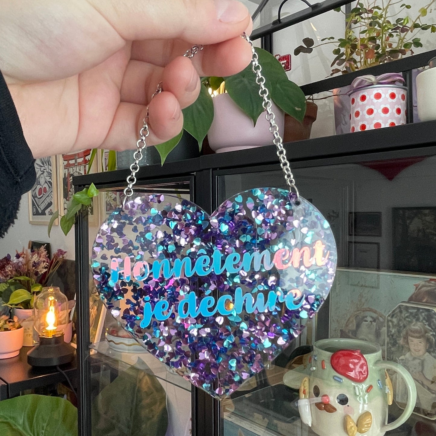 [Contrôle technique] Mini murale "Honnêtement je déchire" en acrylique avec des coeurs violets et turquoise et vinyl holographique