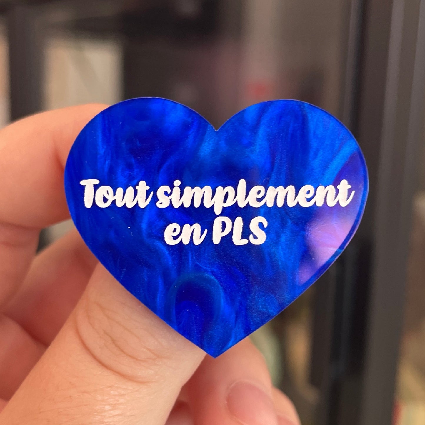 Broche "Tout simplement en PLS" en marbrée bleue foncée