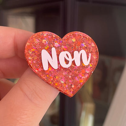 [CONTRÔLE TECHNIQUE] Broche "Non" en acrylique pailletée orange