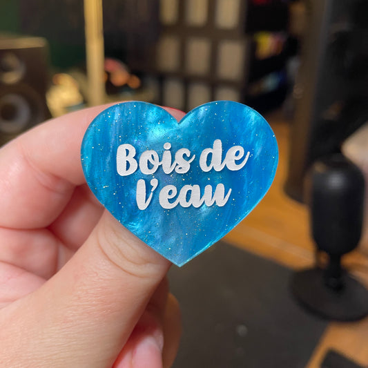 [Contrôle technique] Broche "Bois de l'eau" en acrylique marbrée bleue à paillettes