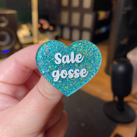 [Contrôle technique] Broche "Sale gosse" en acrylique à paillettes turquoise