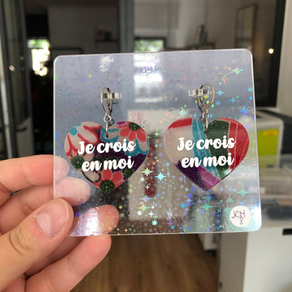 Boucles d'oreilles "Je crois en moi" en acrylique japonaise bleue/violette