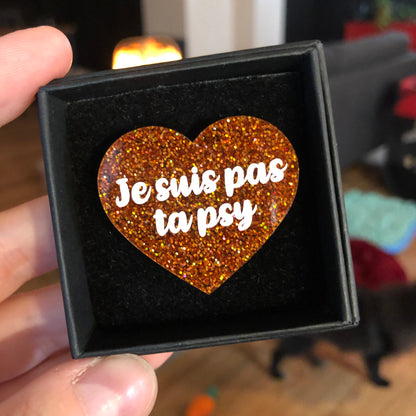Broches "Contrôle technique" dans les tons jaunes/oranges