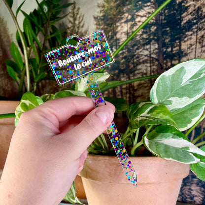 [CONTRÔLE TECHNIQUE] Pic à plante "Bouture-moi le cul" en acrylique à pois violets, bleus et jaunes