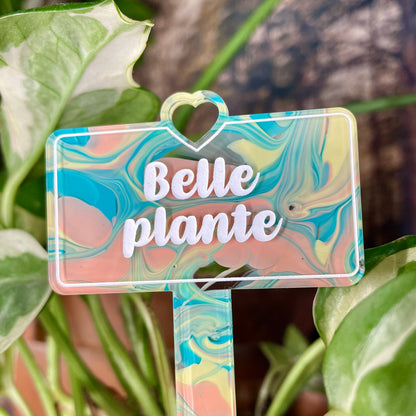 Pic à plante "Belle plante" en acrylique marbrée pastel jaune, verte et corail