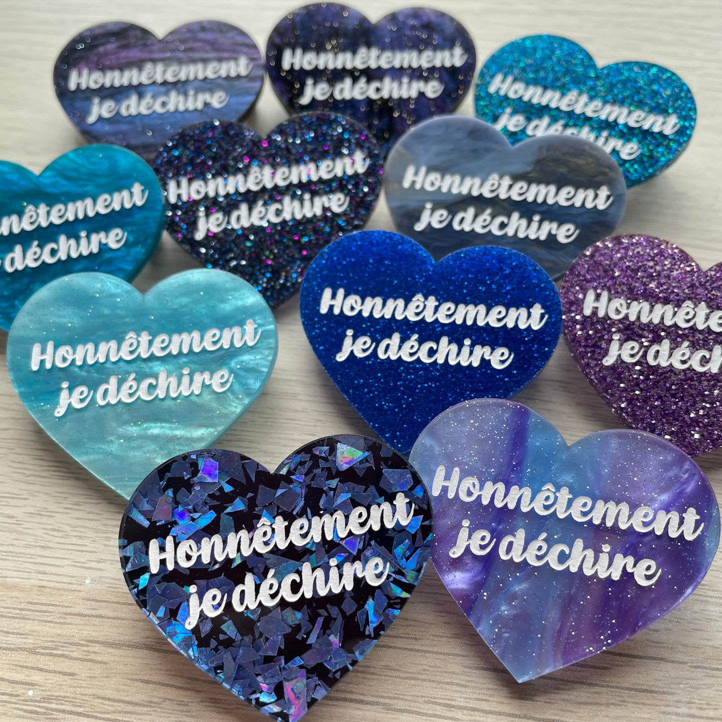 BROCHE SURPRISE !!! "Honnêtement je déchire"
