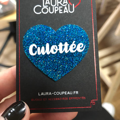 Broche "Culottée" en acrylique à paillettes bleues