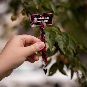 Pic à plante "Me laisse pas, crever" en acrylique marbrée rouge/rose, noire, blanche et transparente