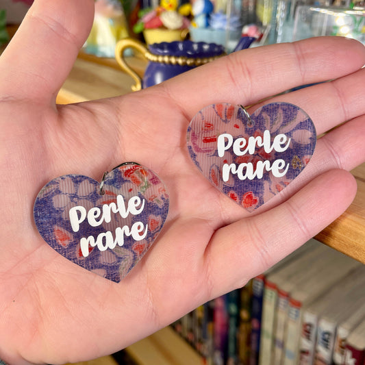 Boucles d'oreilles "Perle rare" en acrylique transparente avec du tissu japonais à l'intérieur